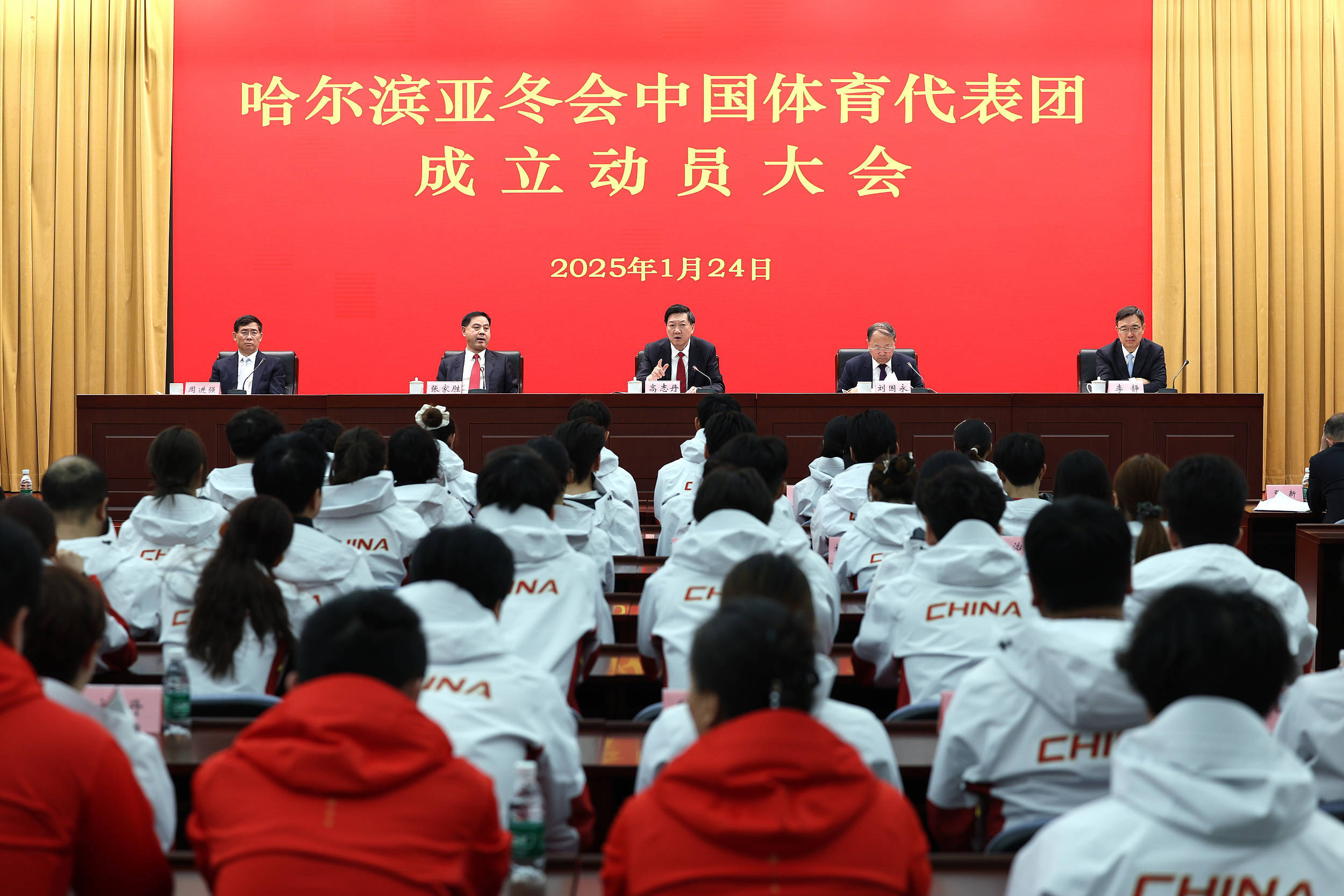 德国足球俱乐部新主帅上任，球队或迎来新一轮改革的简单介绍