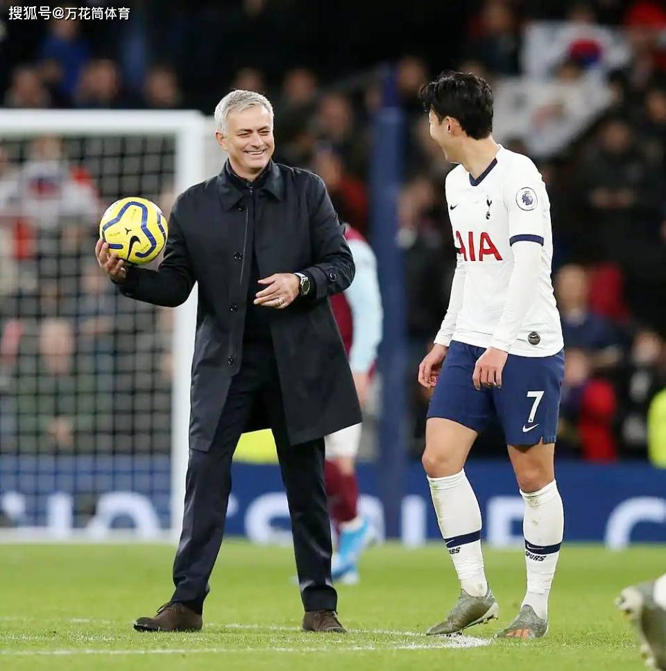 热刺后防曝隐患，穆里尼奥前景蒙阴影！