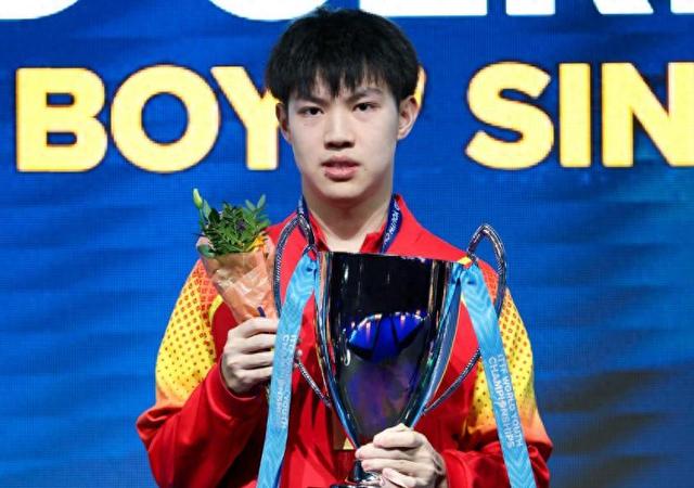 奥地利选手勇夺头筹，高高在上