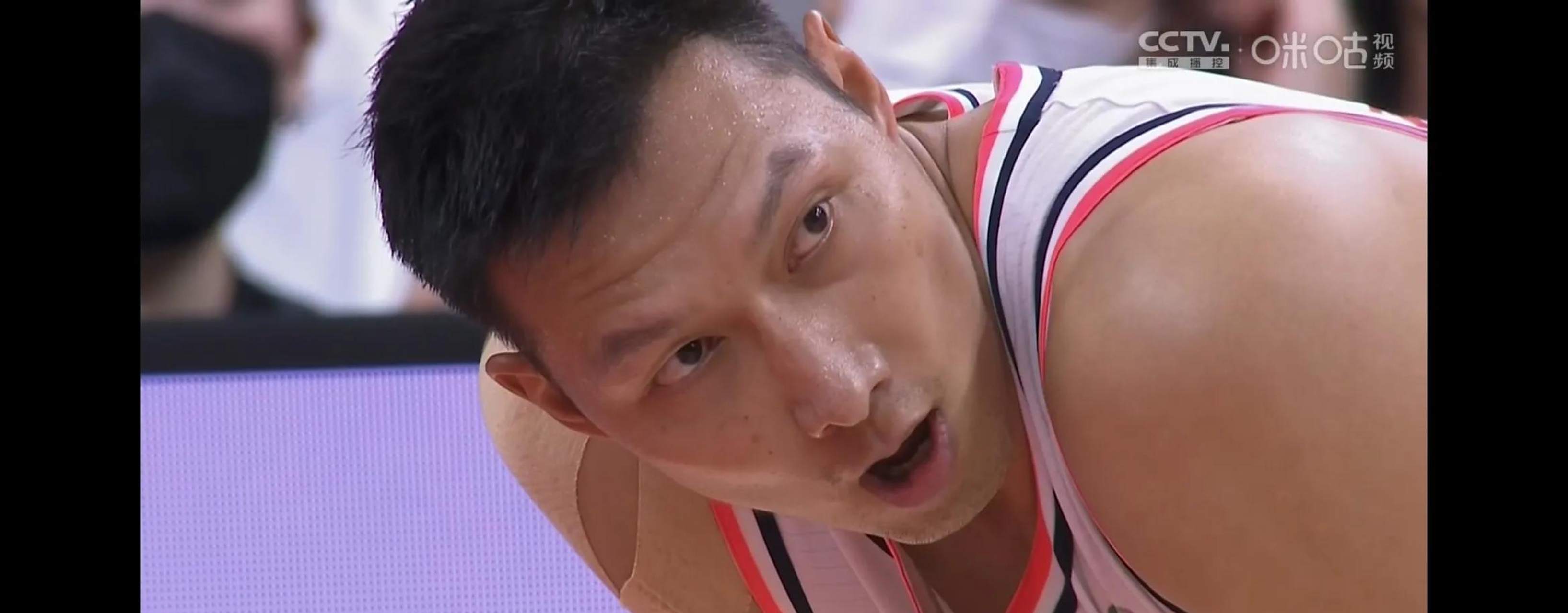 广西男篮主场遭遇强敌，挑战成功