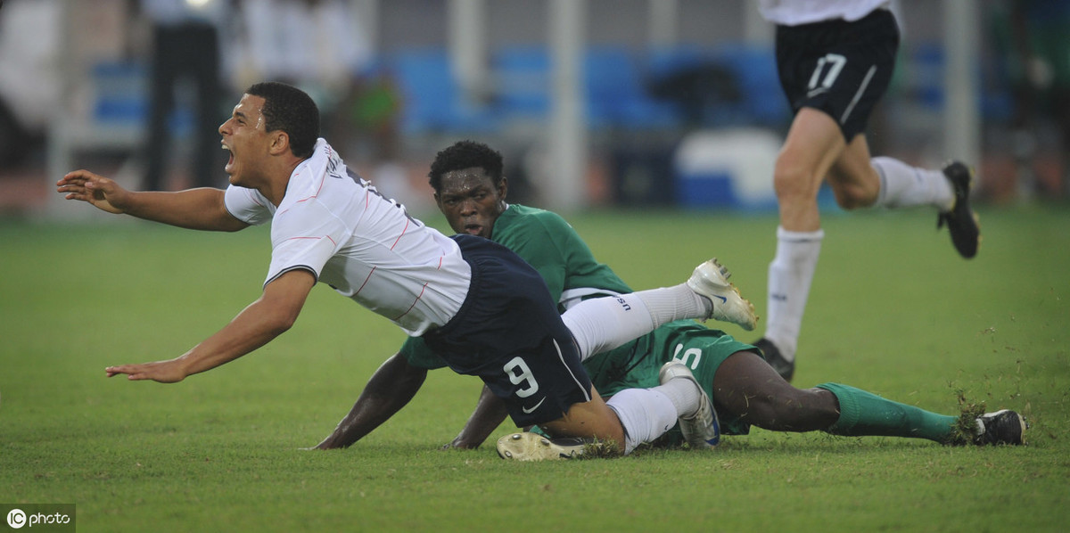尼日利亚大胜喀麦隆，站稳小组领先地位.的简单介绍