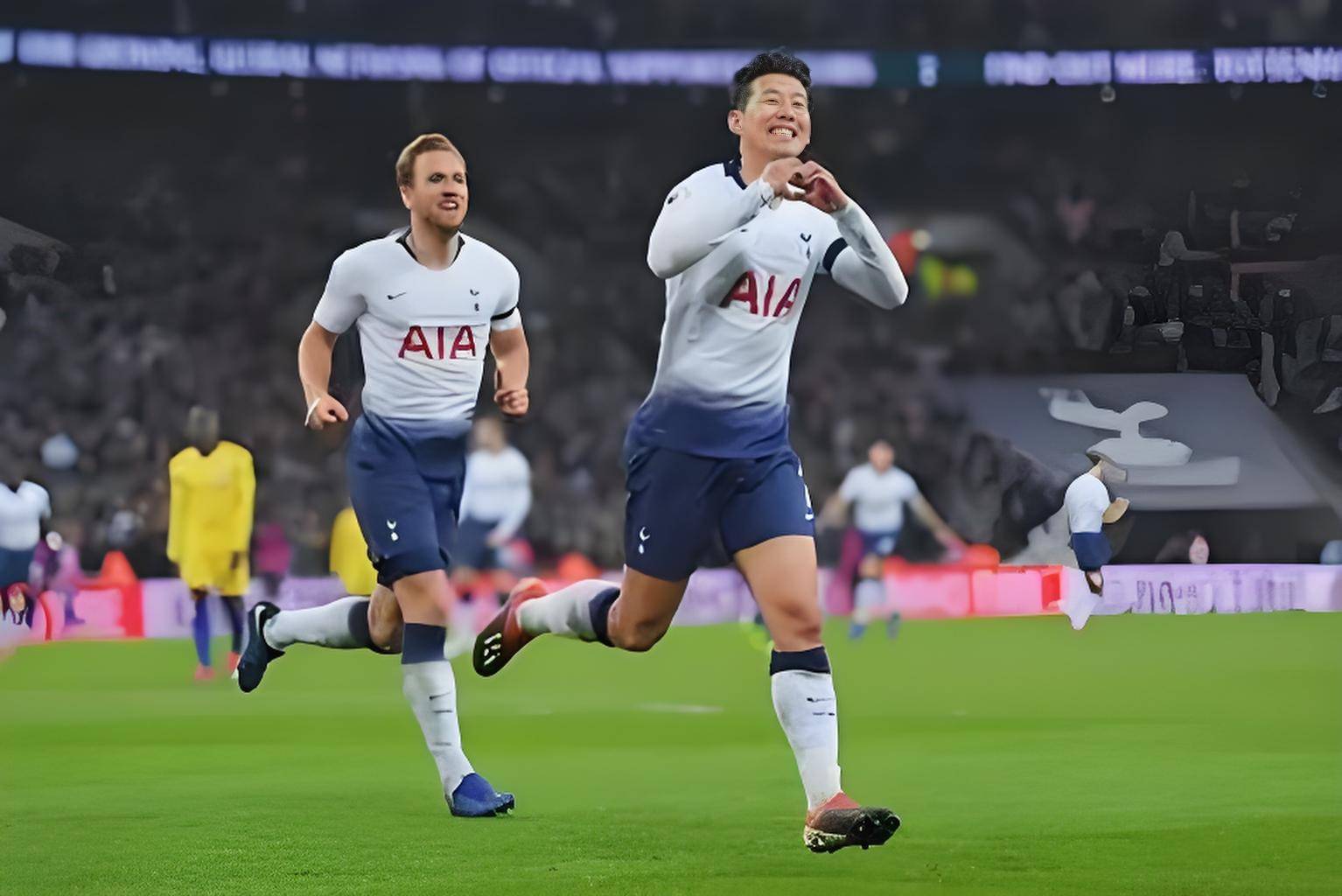 阿贾克斯将对决热刺的欧洲风云之战