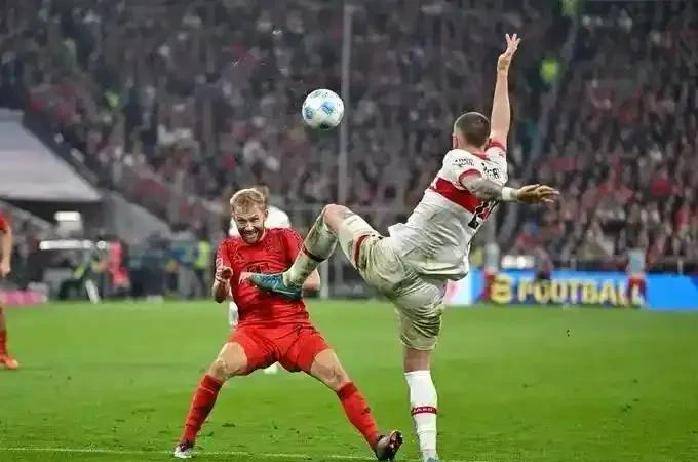 斯图加特球员努力训练，备战关键战役的简单介绍