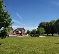 费基尔成为德甲第一位获准战术干预的女性教练的简单介绍